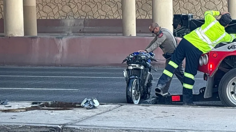 Motorcyclist injured after DPS pursuit ends in crash near I-10 in east El Paso