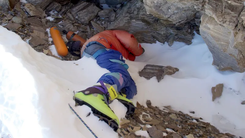 The Daring Gamble to Bring Everest's Most Famous Body Home