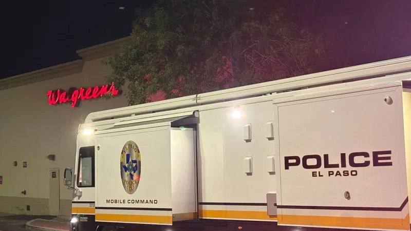 Man hospitalized after late-night shooting at Mesa Street Walgreens near UTEP