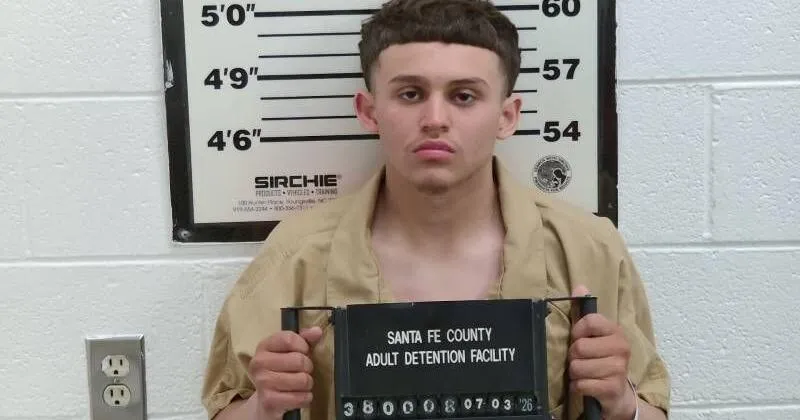 Sunland Park man, 18, accused of shooting cousin at Santa Fe hotel
