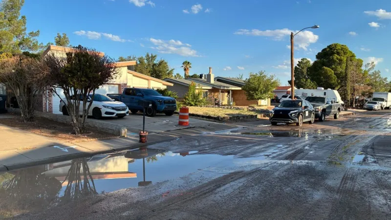 Water main break interrupts service in Santa Teresa