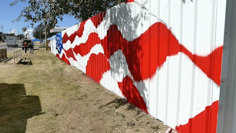 300-foot mural brings new life to Amarillo's Pleasant Valley River Road