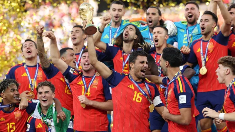 Spain becomes World Cup champions, defeating Argentina 1-0