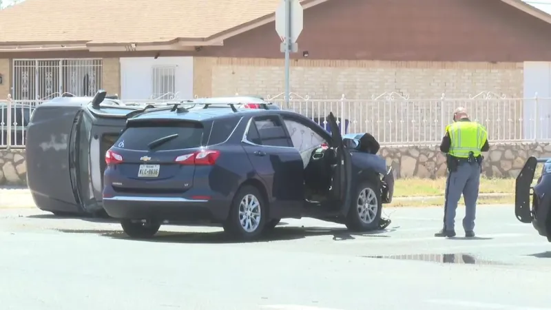 Crash closes intersections in Northeast El Paso; police investigate