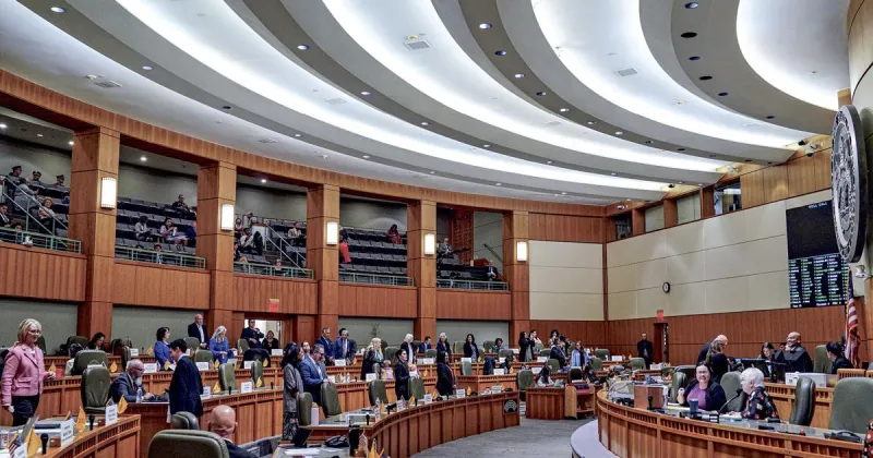 New Mexico state lawmakers, legislative aides and their pay