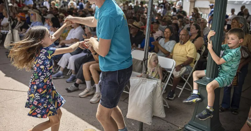 Debate on closing Santa Fe Plaza streets heats up ahead of vote