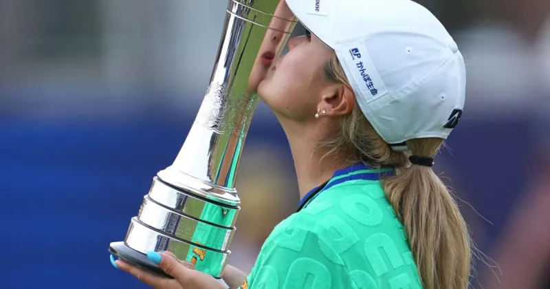 Shiho Kuwaki of Japan wins Women's British Open on second playoff hole