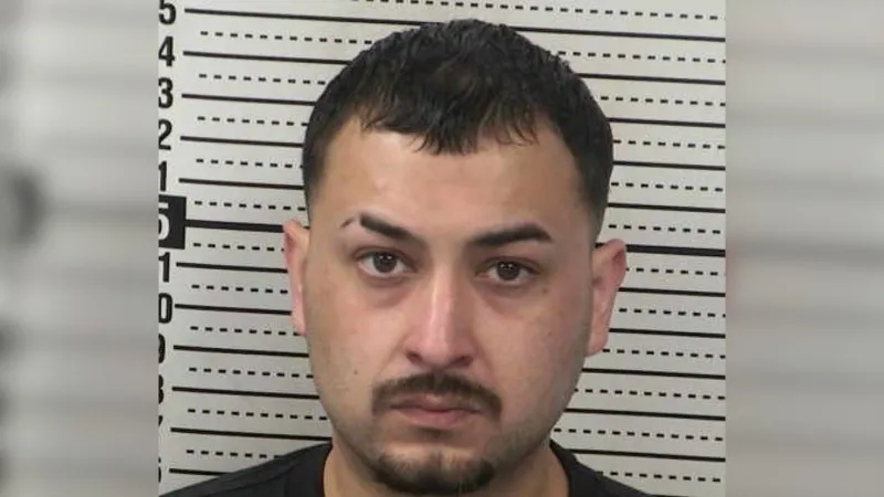 Las Cruces police arrest man after kidnapping ended in a high-speed chase and two crashes