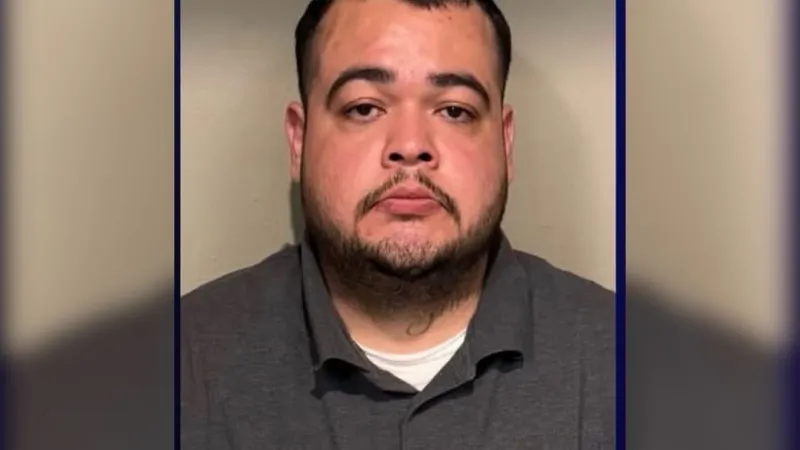 31-year-old man arrested after stabbing man multiple times in Anthony, TX restroom fight
