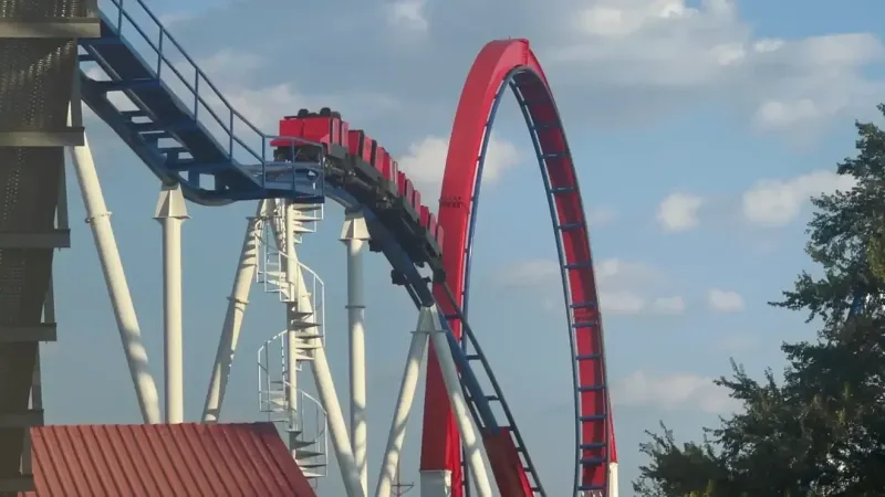 'Mechanical malfunction' blamed for stuck roller coaster at Wonderland Amusement Park