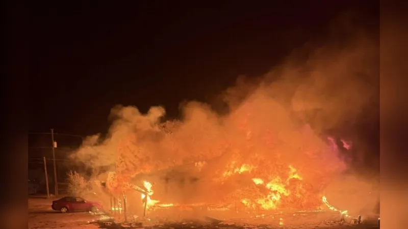 1 taken to Lubbock burn unit after Tulia house explosion