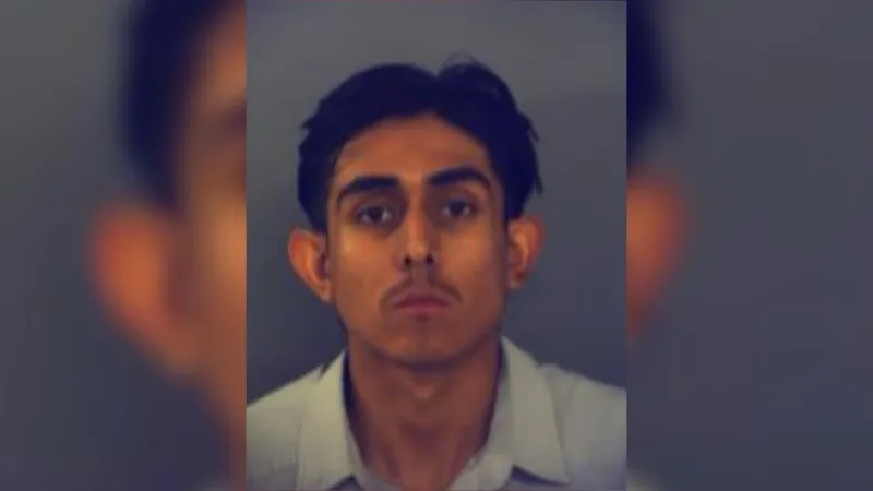 Man arrested on DWI after 2 pedestrians struck at Clint kermes