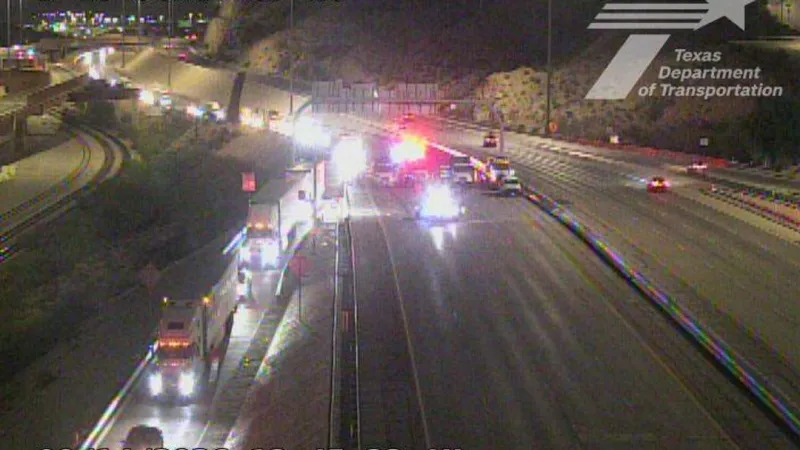 Crash closes all lanes of I-10 East at Porfirio Diaz