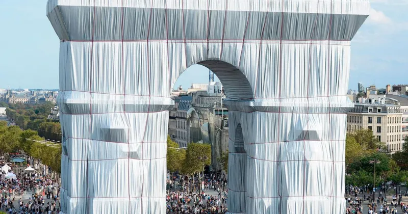 Blueprints and lithographs unveil the secrets behind the monumental works of the late Christo and Jeanne-Claude