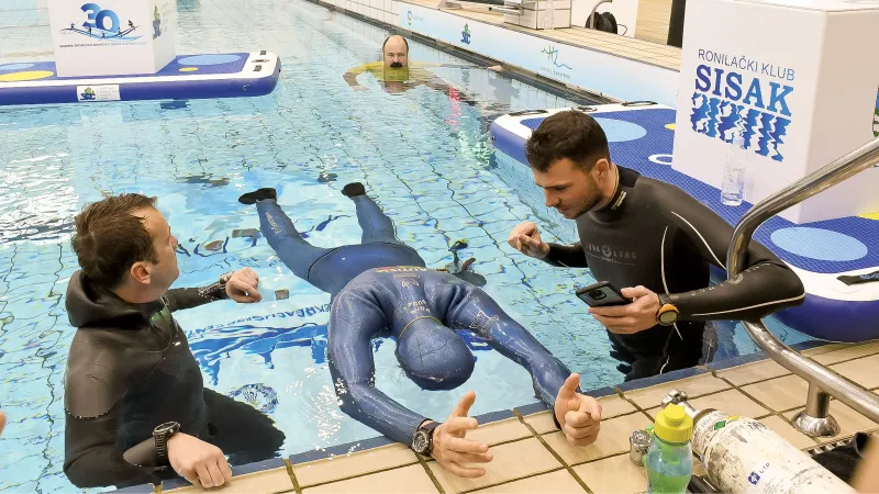 LISTEN: The Freediver Who Held His Breath for 24 Minutes