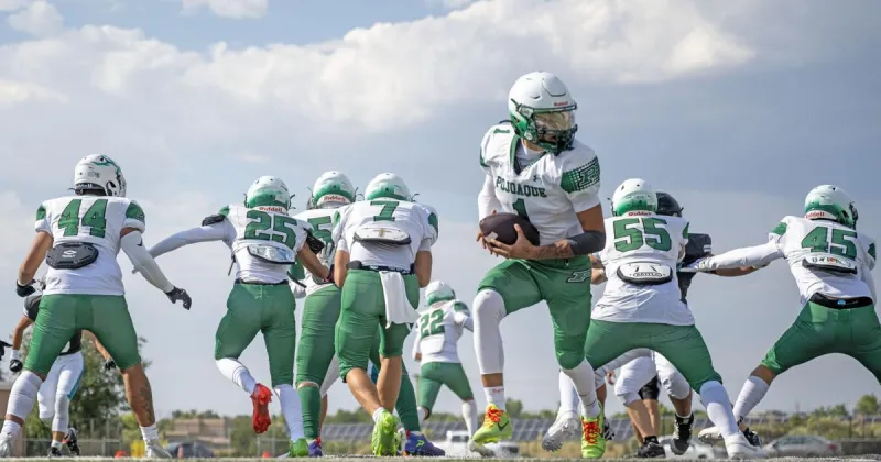 Gonzales headlines dominant Elks rushing attack in blowout win over Taos