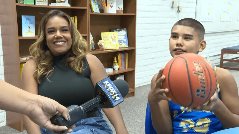 Sportsmanship shines at El Paso middle school game as rivals help teammate score