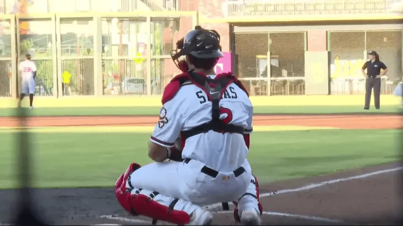 Salas called up to the Padres