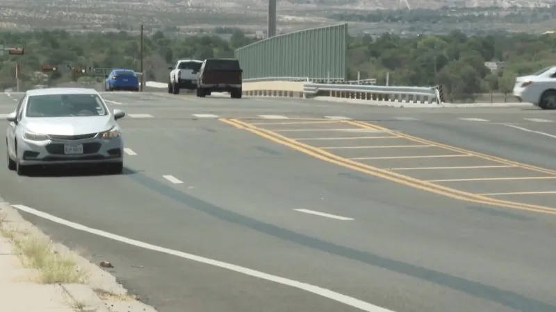What's Driving You Crazy: Thorn Avenue lane marking confusion