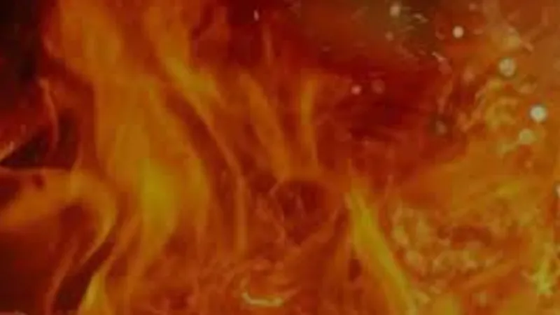 Two displaced after early morning house fire in Portales