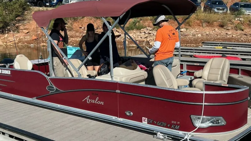 Hot September temperatures could extend boating season at Lake Meredith, Ute Lake