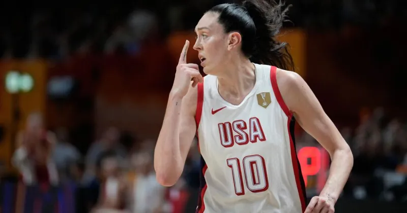 Stewart and Collier spark U.S. bounce back, routing Czech Republic 105-64