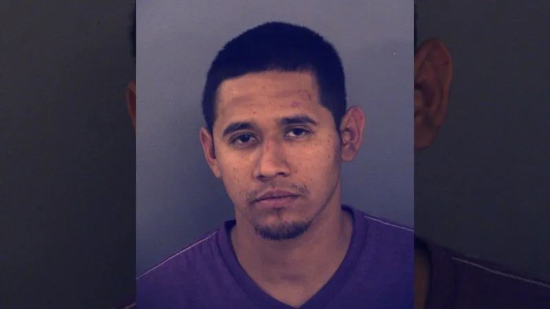 El Paso man gets 7 years after police say he tossed cocaine packets during traffic stop