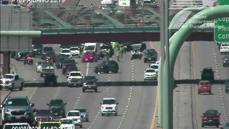 Crash closes lanes on I-10 East at Raynolds in South Central El Paso; one seriously hurt