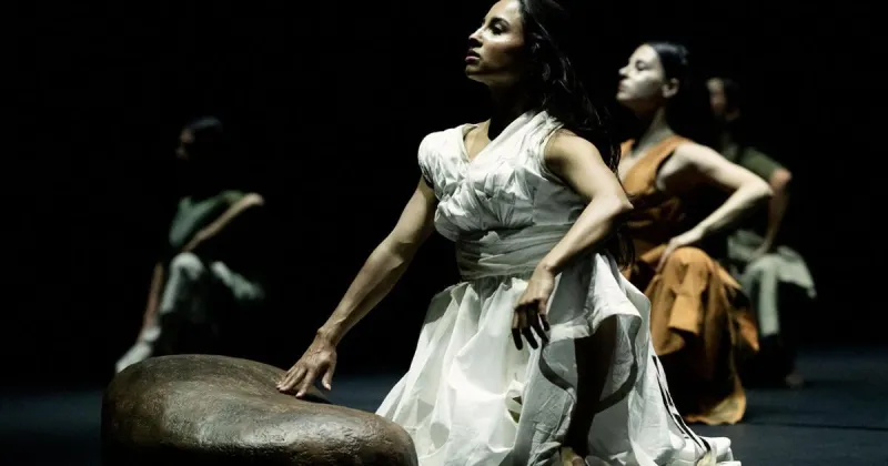 Santa Fe's fall dance card: A season in motion