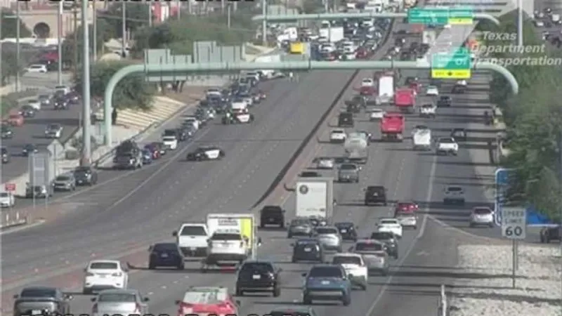 I-10 West lanes closed in East El Paso after crash near Yarborough