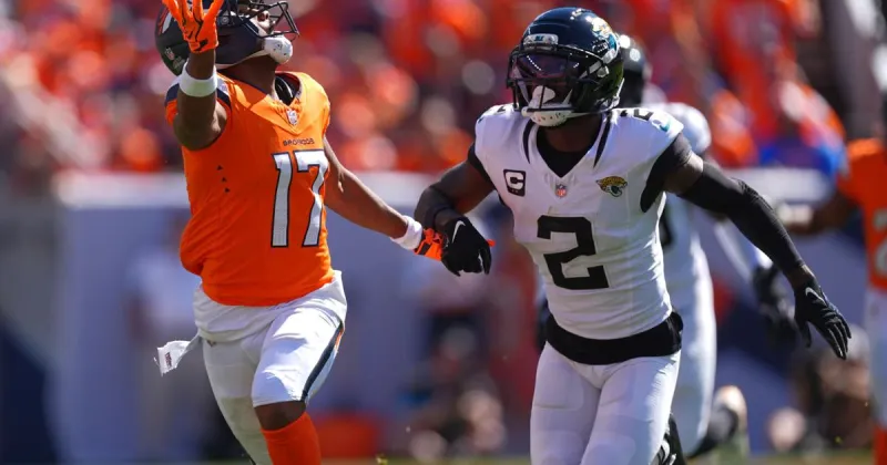 Jaylen Waddle's quiet Denver debut flips into a 138-yard day in a Broncos' 20-13 comeback over Jags