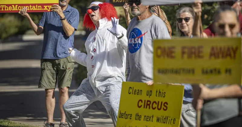 Independent nuclear safety agency says it's being stonewalled by Department of Energy