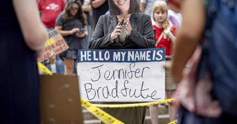Doa Ana Dispatches: A 'who's who of power brokers in New Mexico' lobbying for Project Jupiter