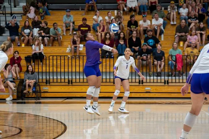 Cowgirls Upended by Skyhawks