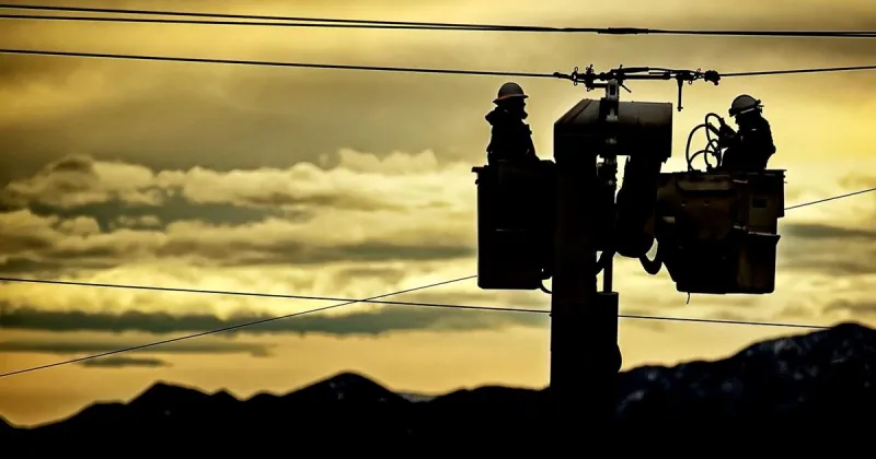 More than 3,300 PNM customers in Santa Fe lose power; cause unknown