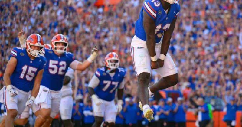Florida rides win over Rebels to No. 8 ranking in AP Top 25; Texas, Georgia, Notre Dame top 3 again