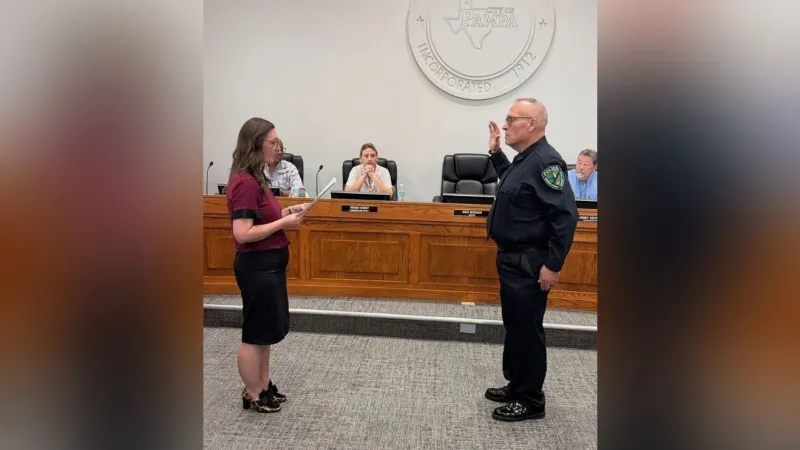 Pampa swears in new police chief