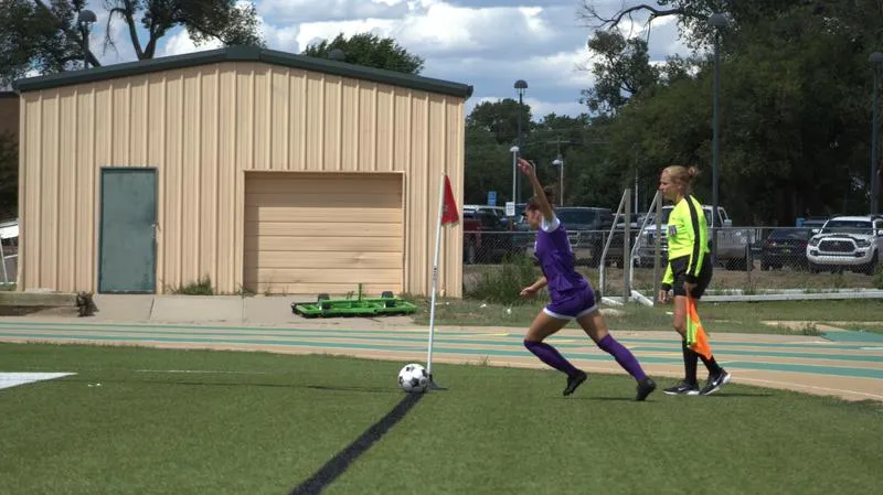 Cowgirls Drop First Homecoming Match of The Weekend