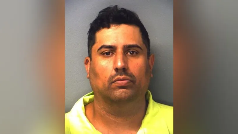 Expired registration leads deputies to alleged Colorado fugitive during El Paso stop