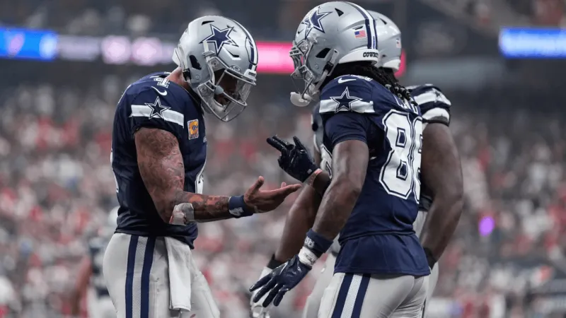 CeeDee Lamb's late TD catch seals Cowboys' 34-30 win, keeps Texans winless