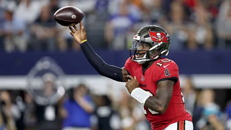 GALLERY: Buccaneers defeat Cowboys 24-16