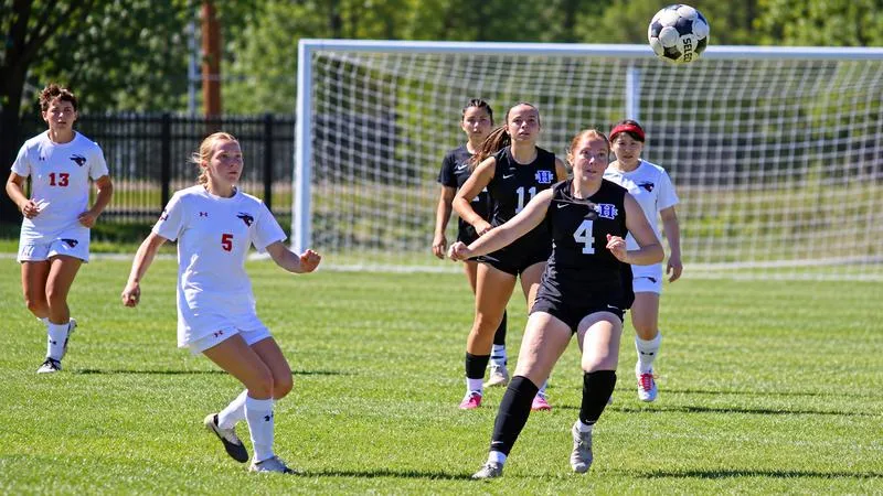 Colorado Mesa Races Past Cowgirls