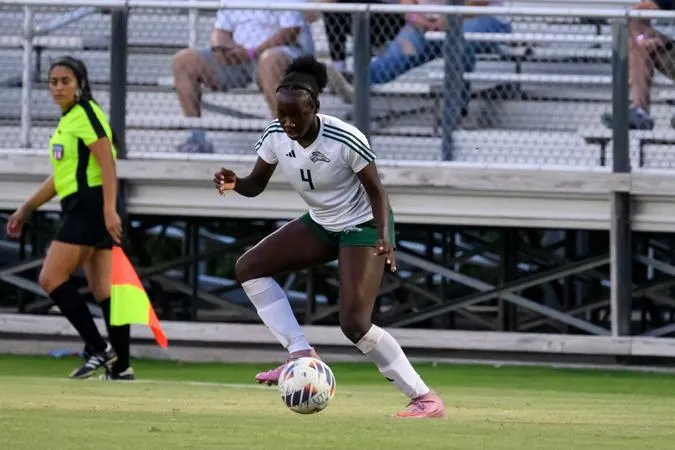 Second-Half Goals Lift Eagles Past Greyhounds