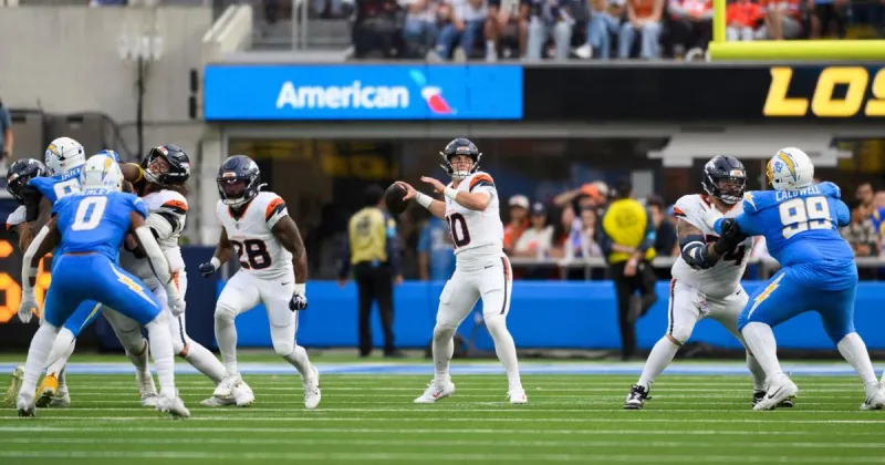 Lutz's field goals help Broncos surge past winless Chargers in 4th for 23-17 victory