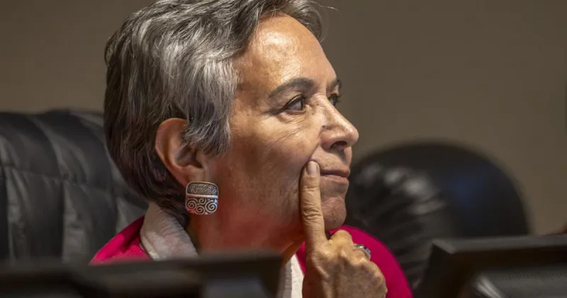 Santa Fe school board member Carmen Gonzales plans to resign at year's end