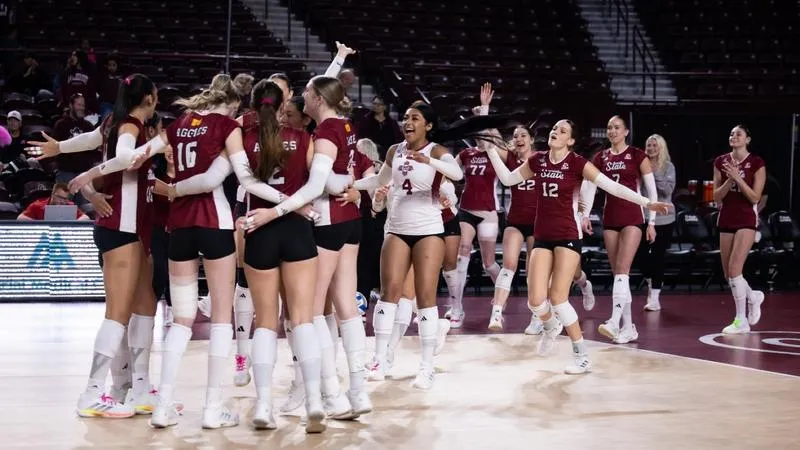 Aggies Sweep Jax State to Secure Third-Straight Victory
