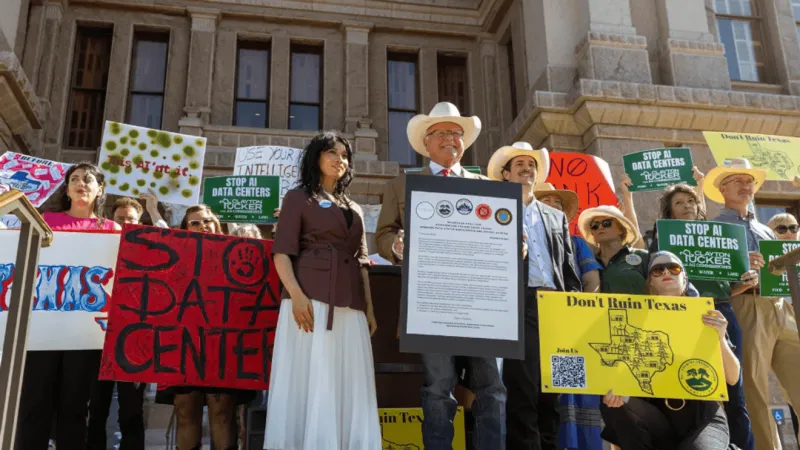 Sid Miller stops short of endorsing Democrat Clayton Tucker for ag commissioner