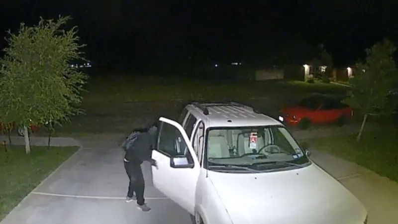 2 of 3 suspects who broke into vehicles, stole guns, sentenced to federal prison