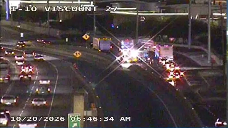 Crash on Gateway West at Viscount Blvd backs up East El Paso traffic Tuesday morning