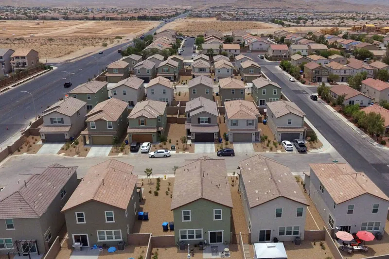 How much of Nevada's economic output is real estate?